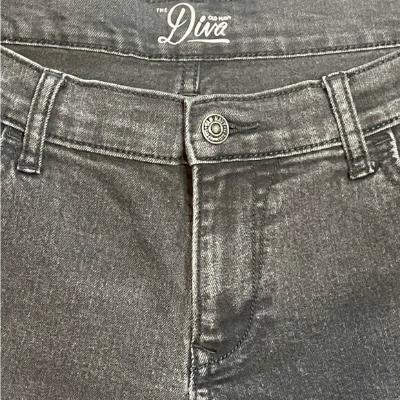 Old Navy The Diva Black Skinny Jeans, size 14 - Picture 4 of 9